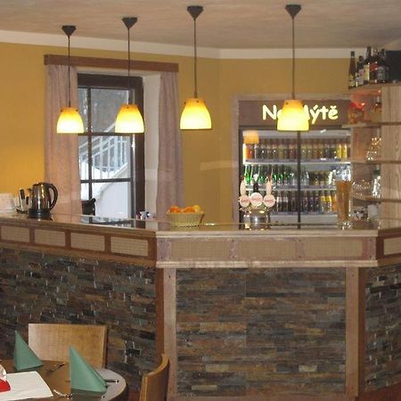 Penzion - Restaurace Na Myte Hotel Sezimovo Usti Luaran gambar